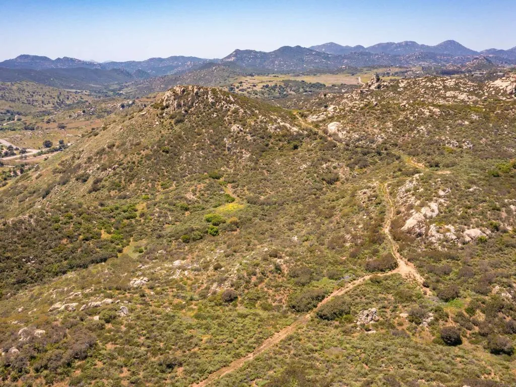 214 Creelman Lane, Ramona, California 92065 home-pic-25