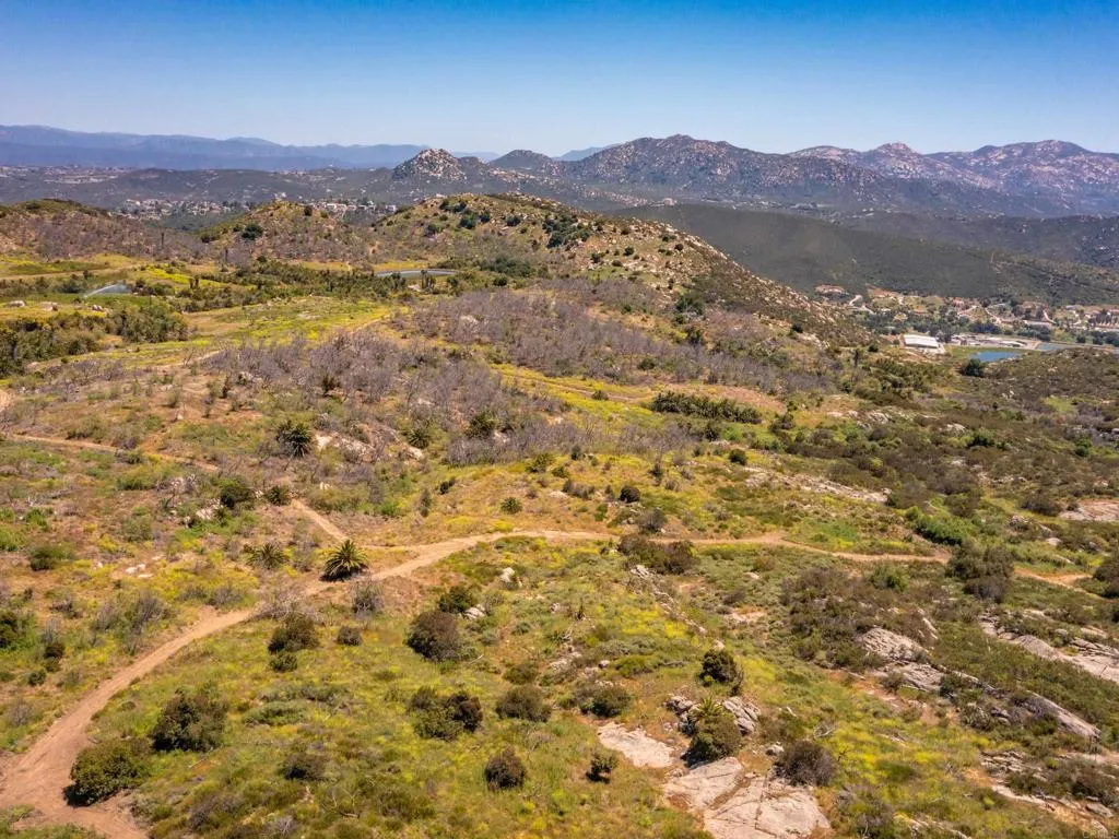214 Creelman Lane, Ramona, California 92065 home-pic-19