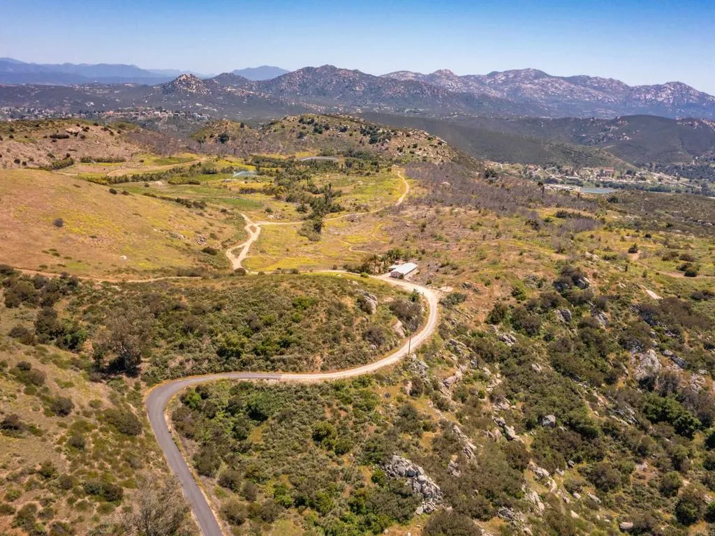 214 Creelman Lane, Ramona, California 92065 home-pic-7