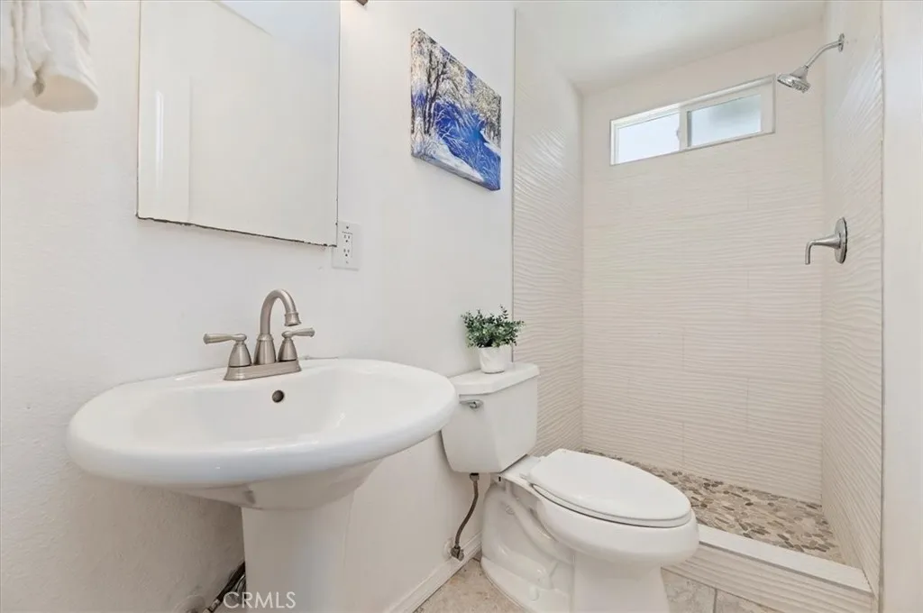8797 Brunswick Avenue, Riverside, California 92503 home-pic-5
