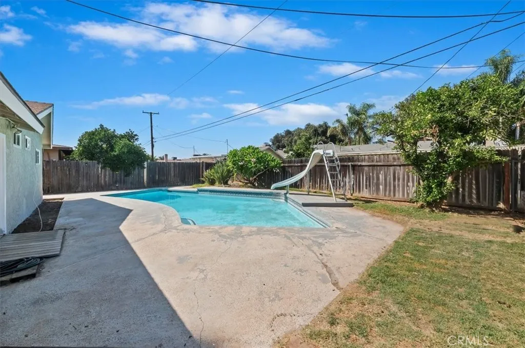 8797 Brunswick Avenue, Riverside, California 92503 home-pic-19