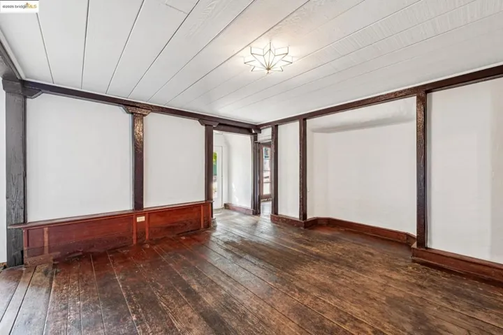 2567 Hilgard Ave, Berkeley, California 94709