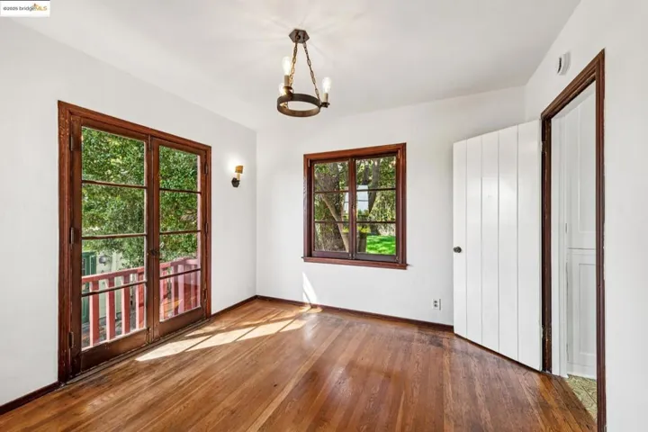 2567 Hilgard Ave, Berkeley, California 94709