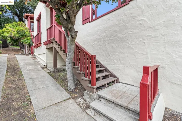 2567 Hilgard Ave, Berkeley, California 94709