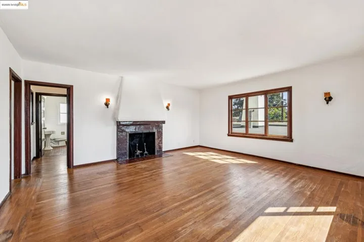 2567 Hilgard Ave, Berkeley, California 94709