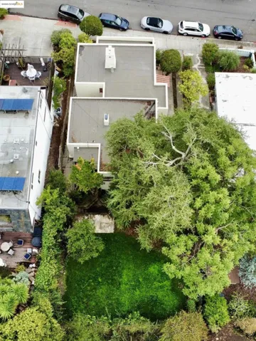 2567 Hilgard Ave, Berkeley, California 94709