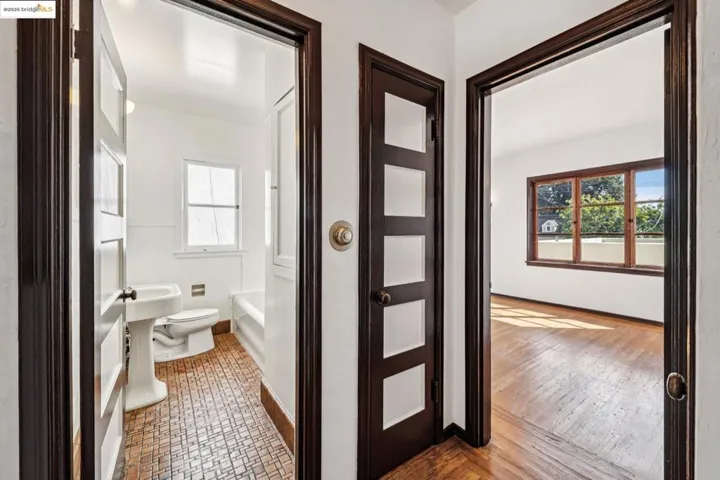 2567 Hilgard Ave, Berkeley, California 94709