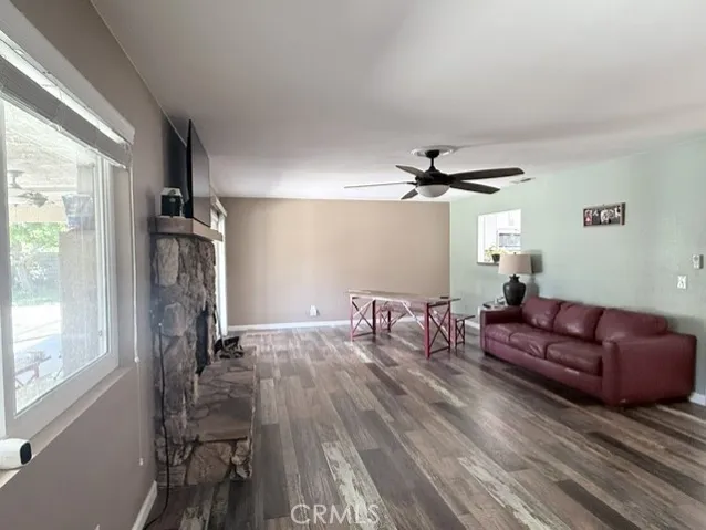 657 N Hemet, Hemet, California 92544