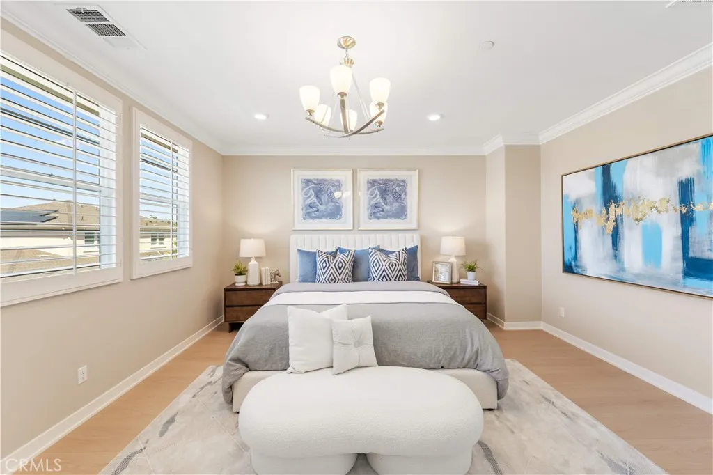 101 Tinker, Irvine, California 92618 home-pic-41