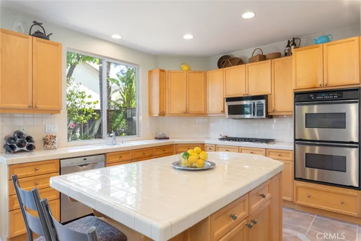 Tons of counter space
