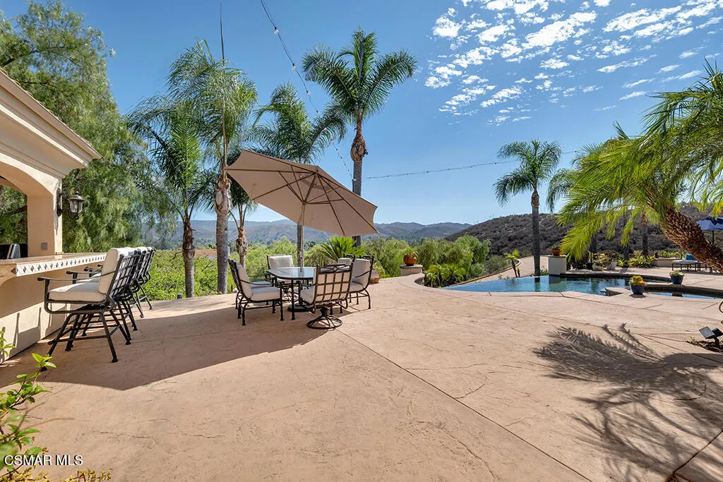 1100 N Country Club Drive, Simi Valley, California 93065 home-pic-92