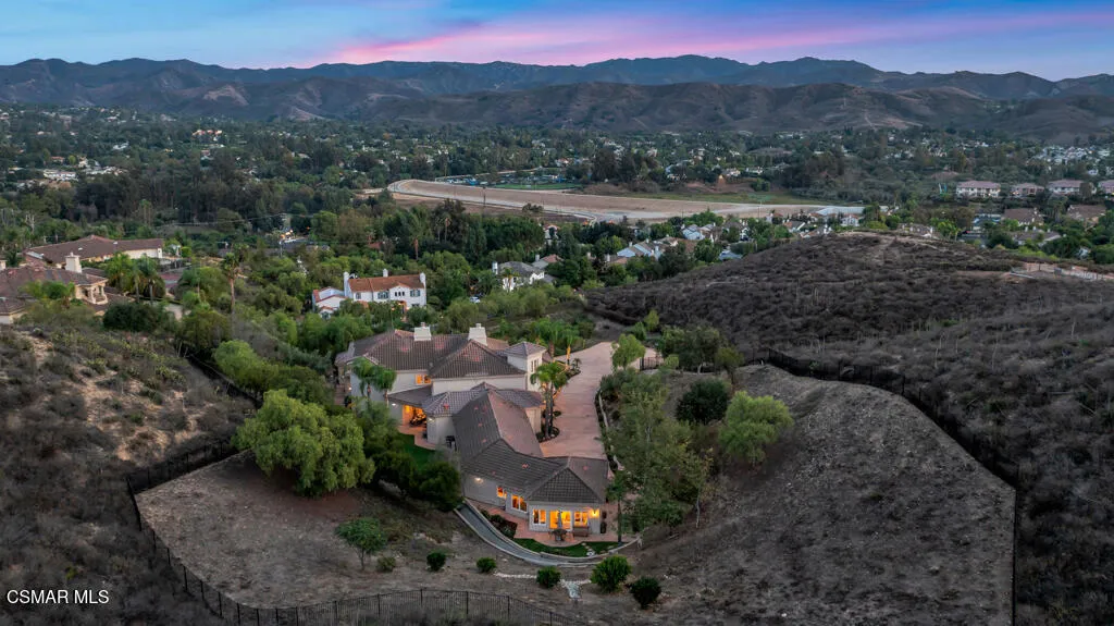 1100 N Country Club Drive, Simi Valley, California 93065 home-pic-63