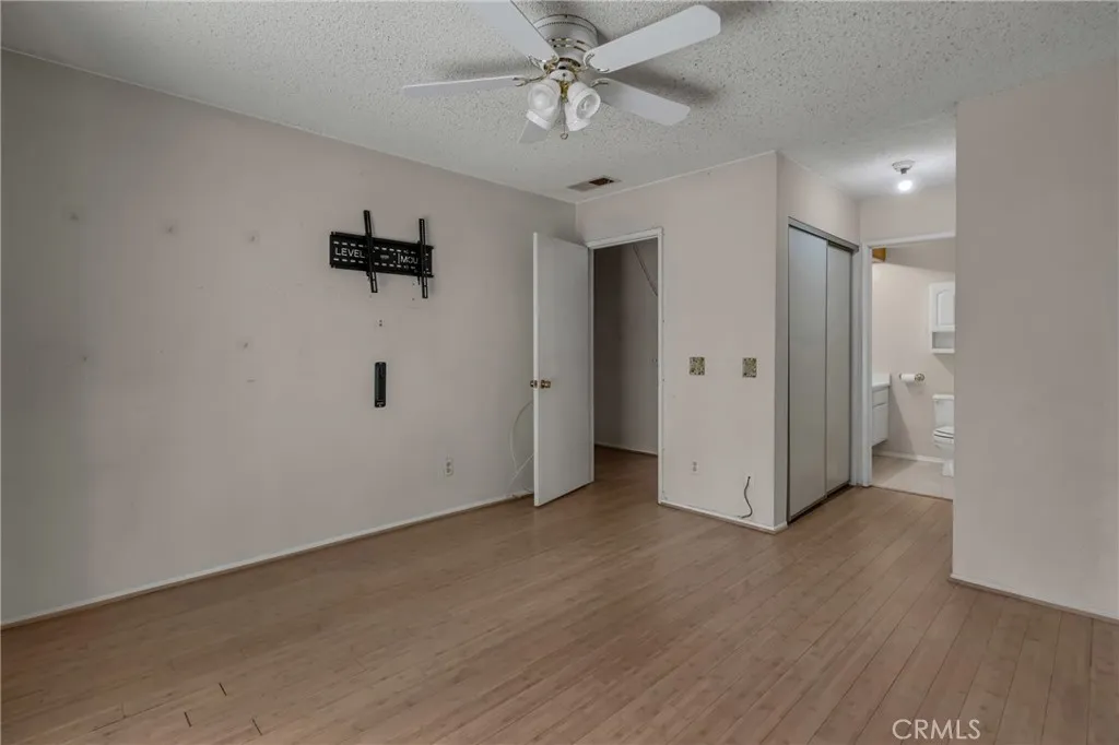 28955 Lillyglen Dr, Canyon Country, California 91387 home-pic-26