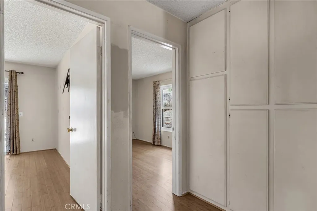 28955 Lillyglen Dr, Canyon Country, California 91387 home-pic-24