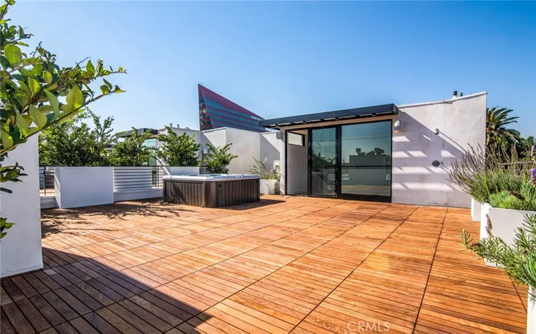 812 Huntley Drive Unit#104 104, West Hollywood, California 90069