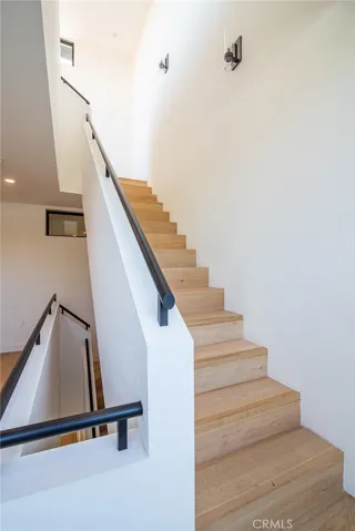 812 Huntley Drive Unit#104 104, West Hollywood, California 90069