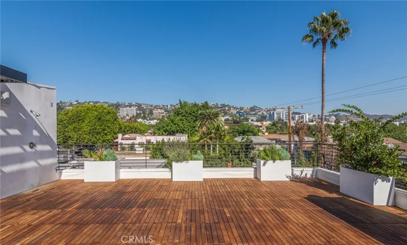 812 Huntley Drive Unit#104 104, West Hollywood, California 90069