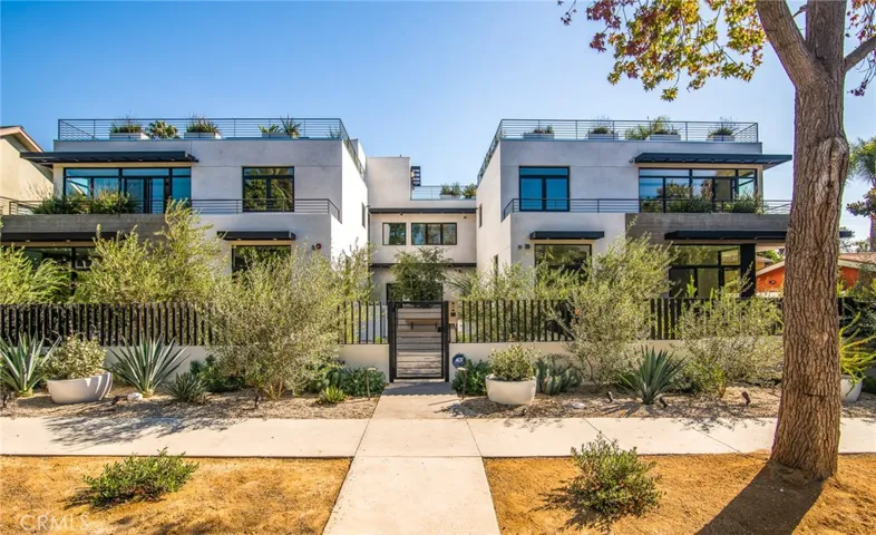 812 Huntley Drive Unit#104 104, West Hollywood, California 90069