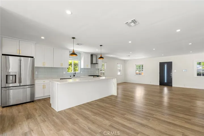 5619 Bellingham Ave, Valley Village, California 91607
