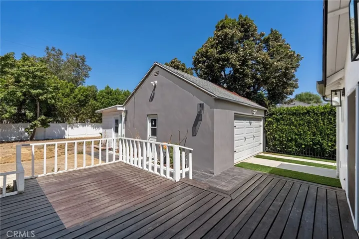 5619 Bellingham Ave, Valley Village, California 91607