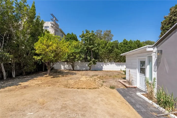 5619 Bellingham Ave, Valley Village, California 91607