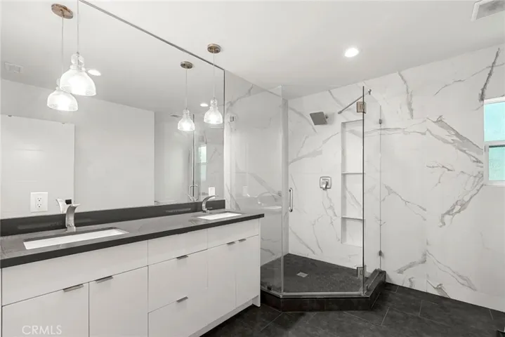 5619 Bellingham Ave, Valley Village, California 91607