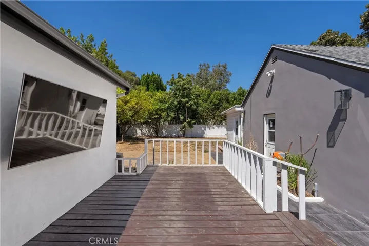 5619 Bellingham Ave, Valley Village, California 91607