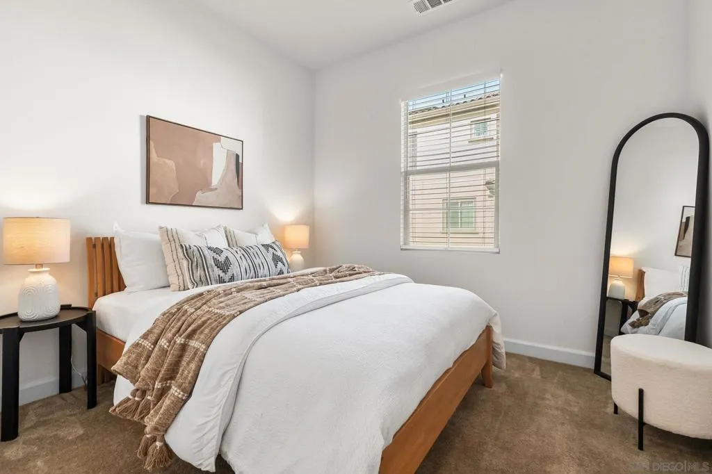 , Oceanside, California 92056 home-pic-14