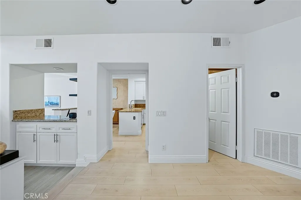 26481 La Scala, Laguna Hills, California 92653 home-pic-6