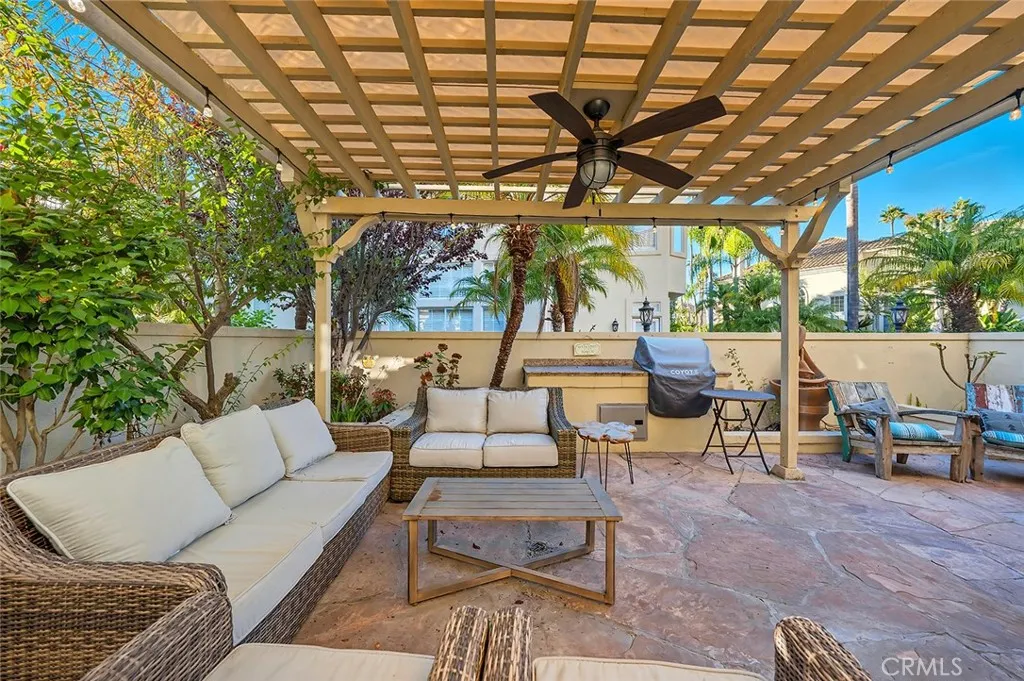 26481 La Scala, Laguna Hills, California 92653 home-pic-23