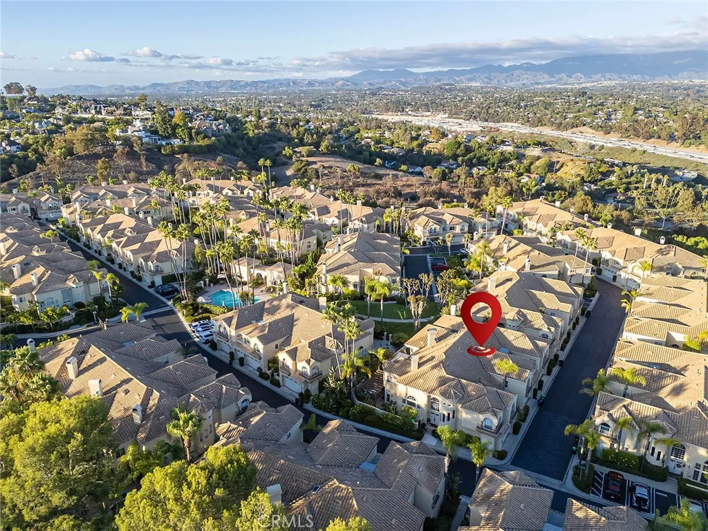 26481 La Scala, Laguna Hills, California 92653 home-pic-26