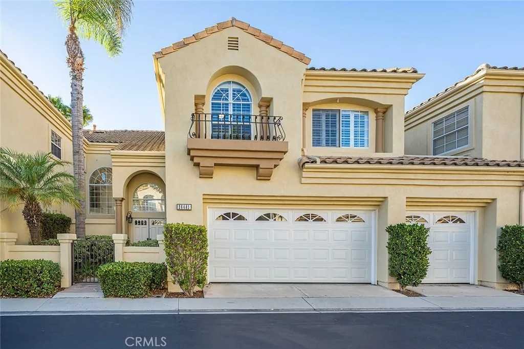 26481 La Scala, Laguna Hills, California 92653 home-pic-0
