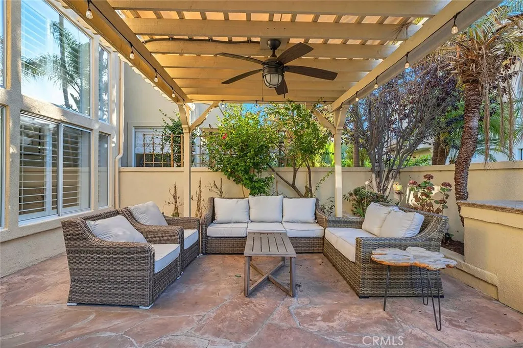 26481 La Scala, Laguna Hills, California 92653 home-pic-24