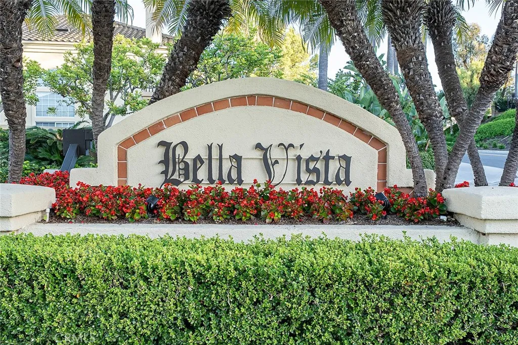 26481 La Scala, Laguna Hills, California 92653 home-pic-31