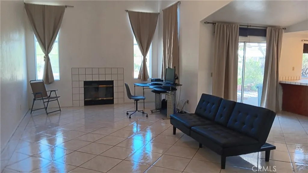 3759 Noll Drive, Palmdale, California 93550 home-pic-1