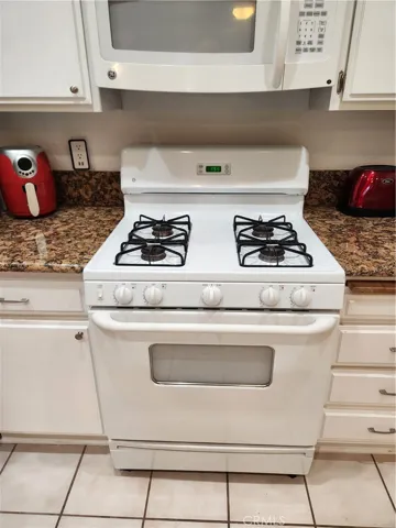 4861 Lago 206, Huntington Beach, California 92649