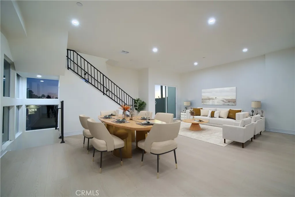 801 E 84th Place, Los Angeles, California 90001 home-pic-12