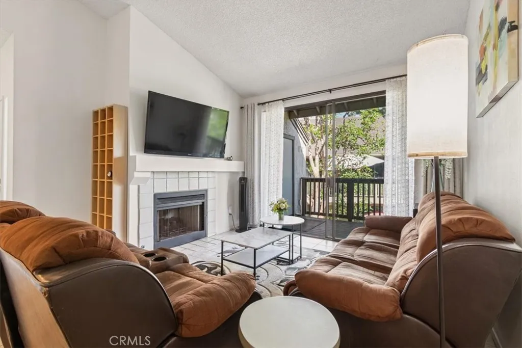 10541 Lakeside S P, Garden Grove, California 92840 home-pic-7
