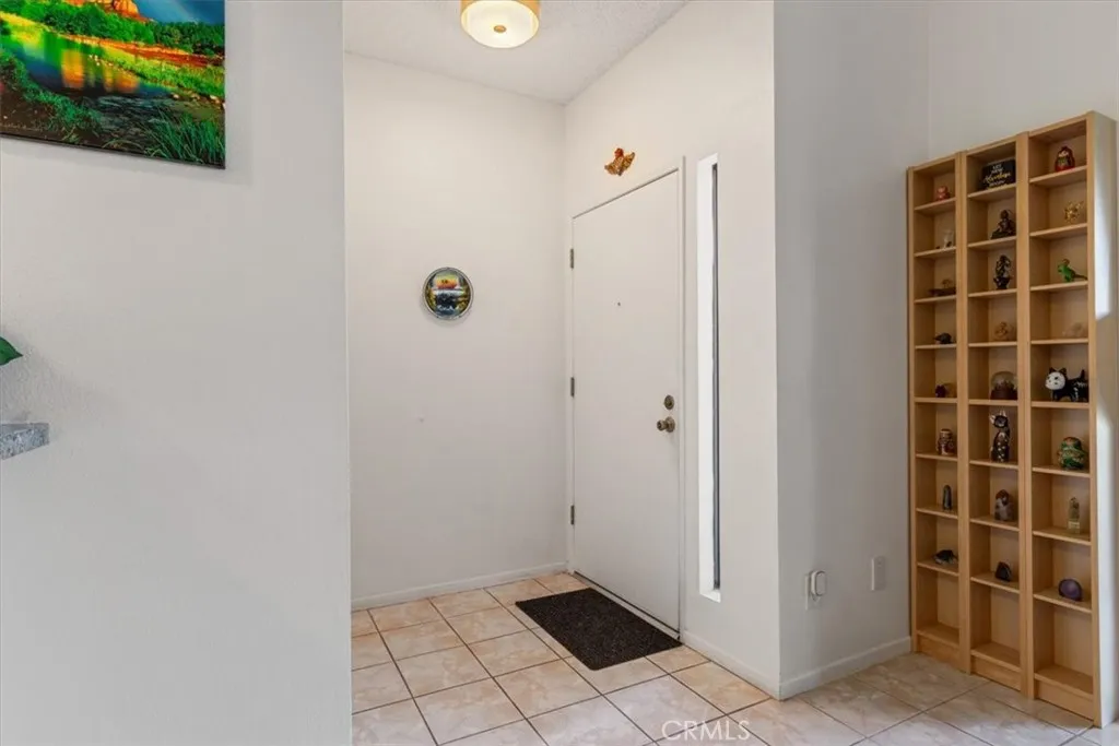 10541 Lakeside S P, Garden Grove, California 92840 home-pic-2