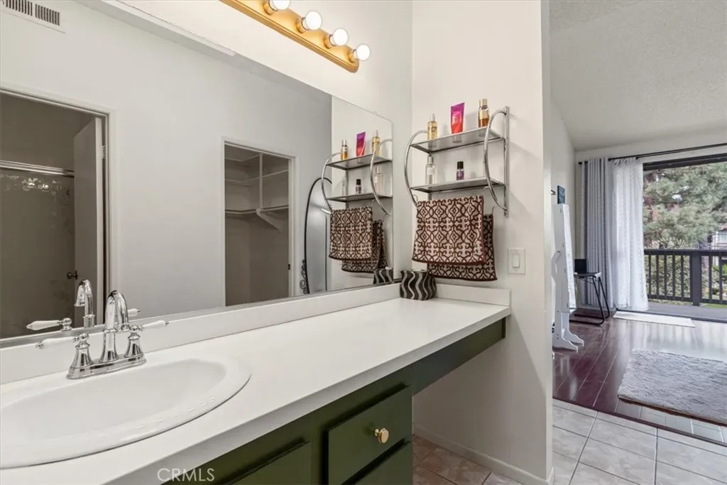 10541 Lakeside S P, Garden Grove, California 92840 home-pic-13