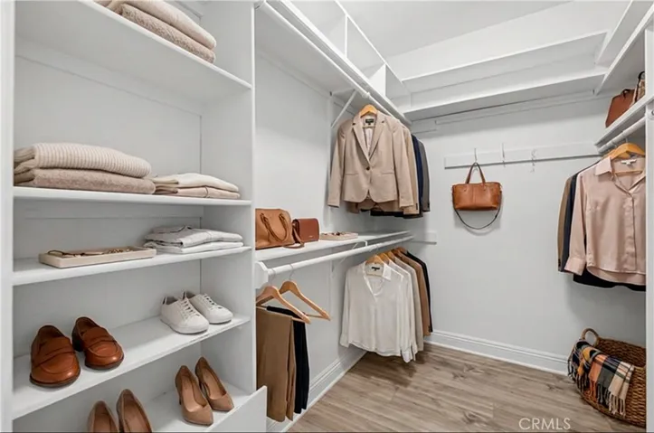 1630 S Bentley Avenue 103, Los Angeles, California 90025
