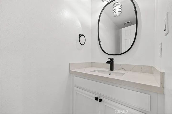 1630 S Bentley Avenue 103, Los Angeles, California 90025