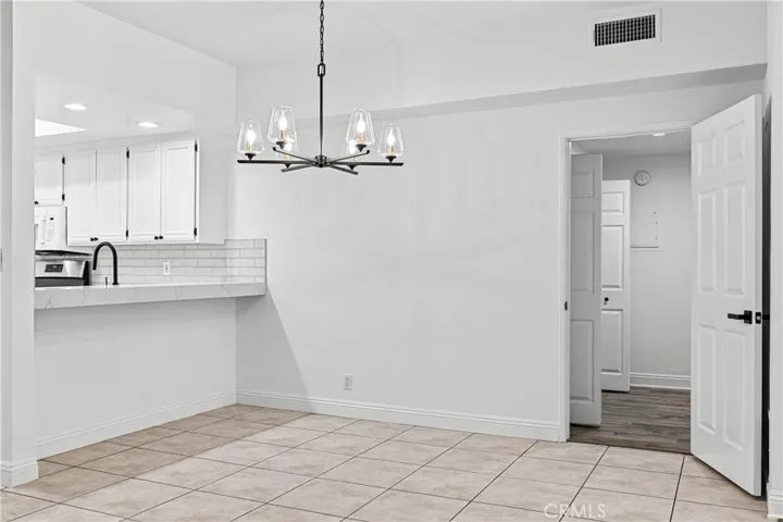 1630 S Bentley Avenue 103, Los Angeles, California 90025