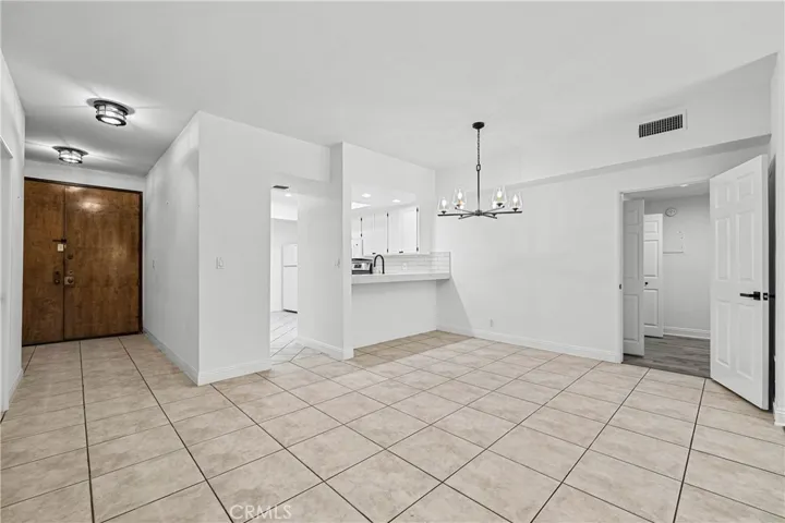 1630 S Bentley Avenue 103, Los Angeles, California 90025