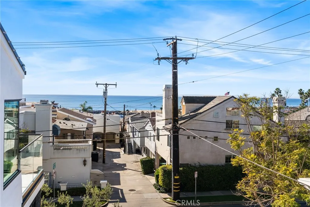 303 .5 Fernleaf, Corona Del Mar, California 92625 home-pic-29