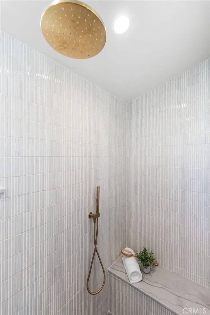 303 .5 Fernleaf, Corona Del Mar, California 92625 home-pic-21