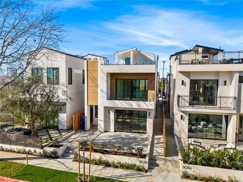 303 .5 Fernleaf, Corona Del Mar, California 92625 home-pic-32