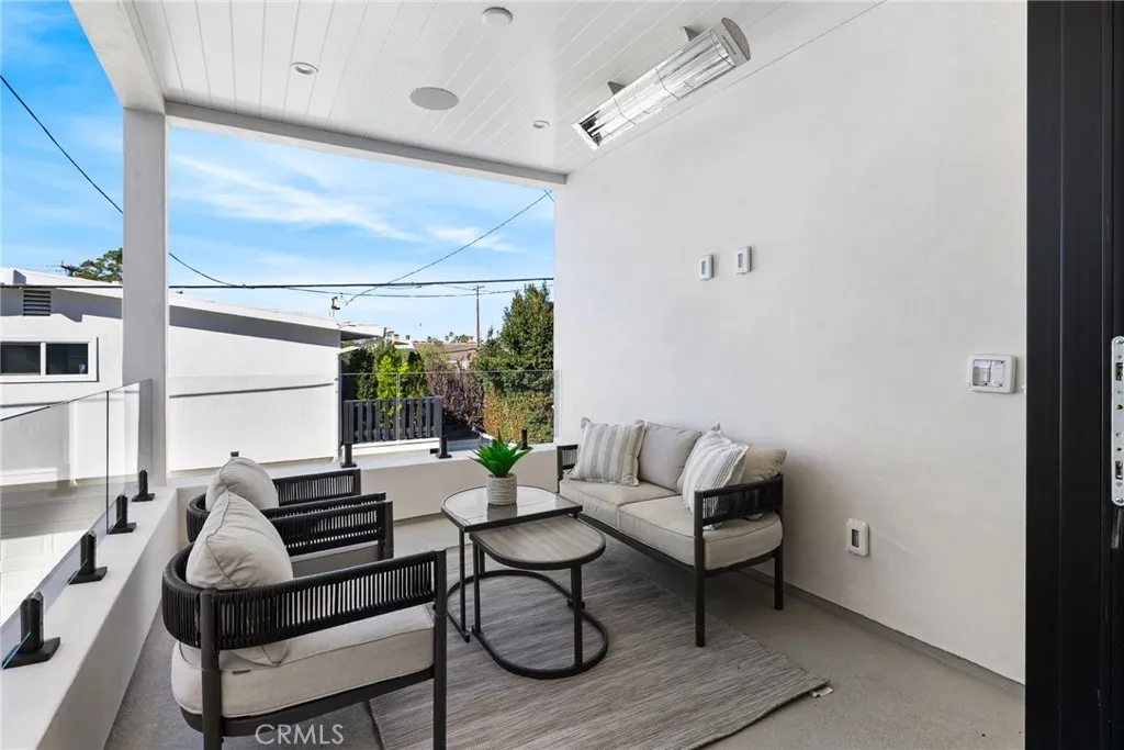 303 .5 Fernleaf, Corona Del Mar, California 92625 home-pic-30