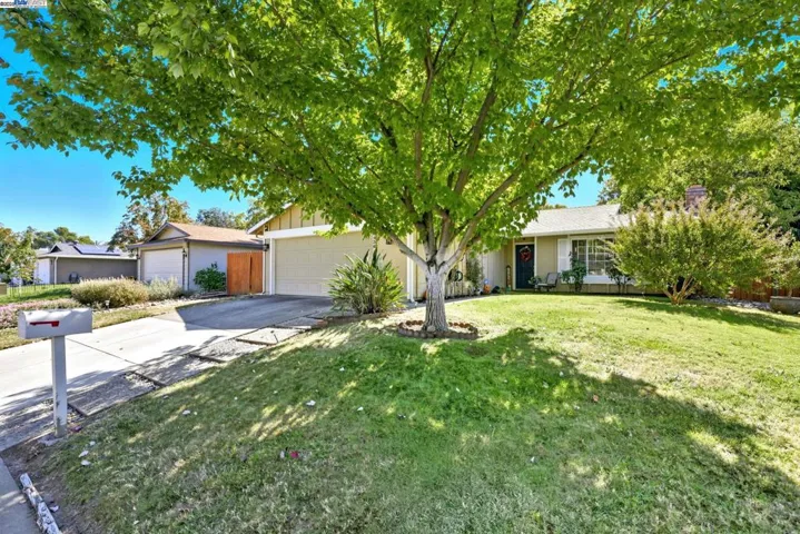 9436 Bravo Way, Sacramento, California 95826
