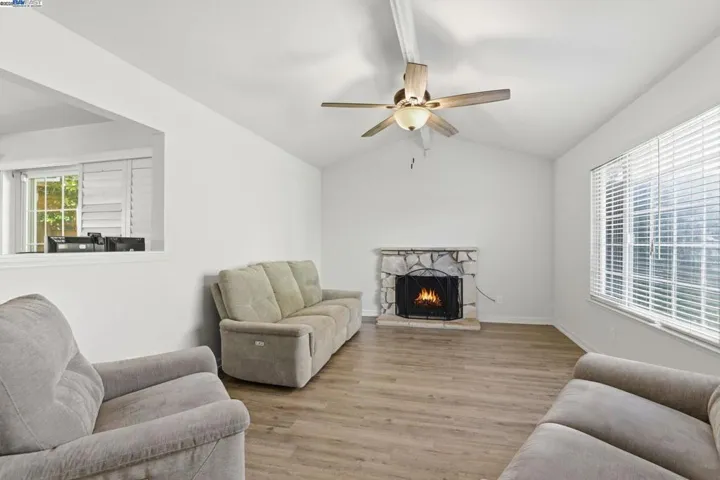 9436 Bravo Way, Sacramento, California 95826